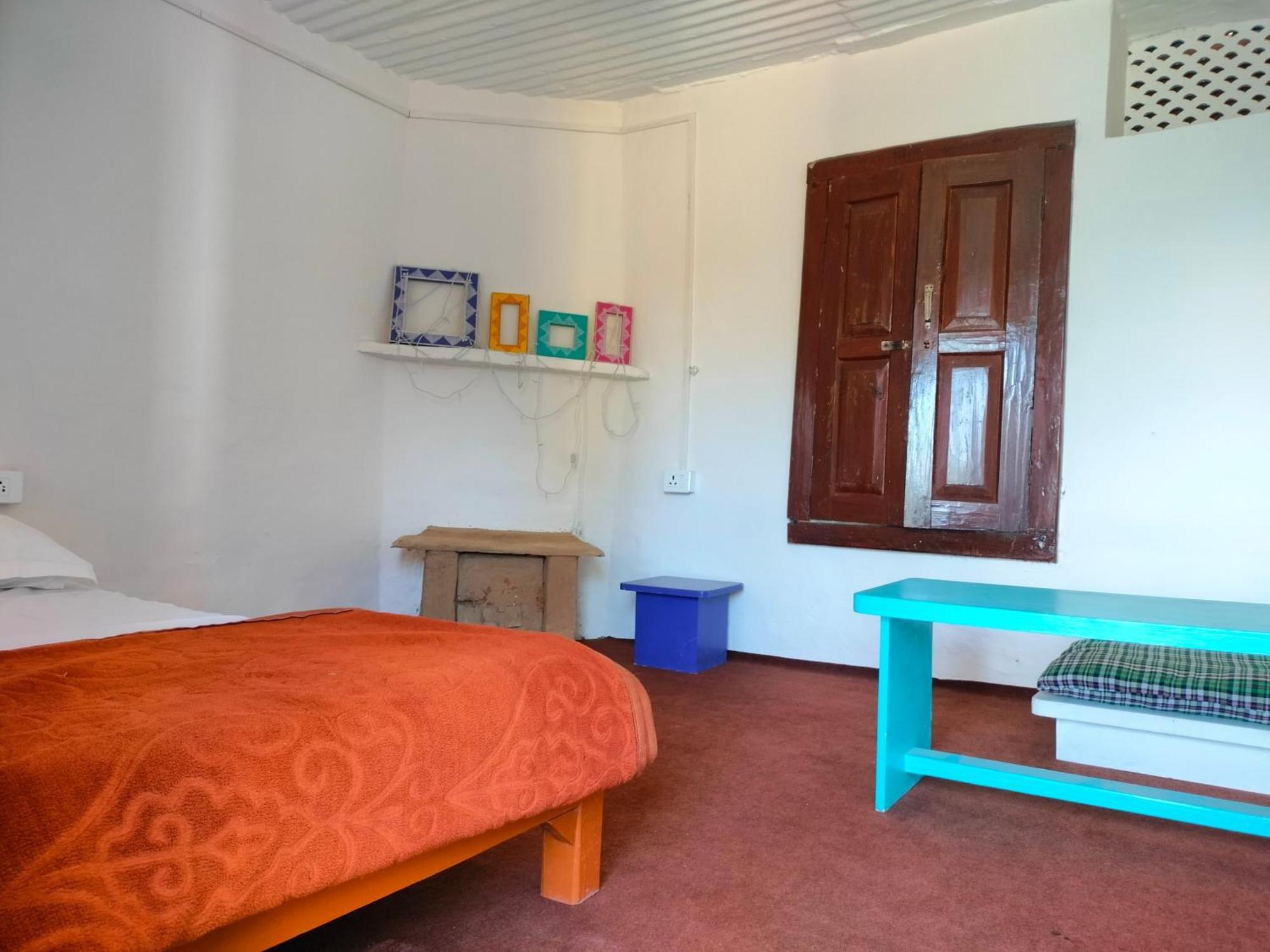 Hotel The Alpine Vista Almora Esterno foto